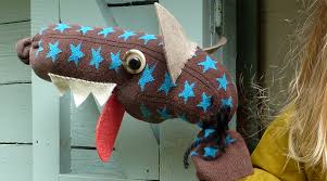 Comment créer des personnages en feutrines ? La Marionnette Du Loup Garou Jeux A Fabriquer Grandir Avec Nathan