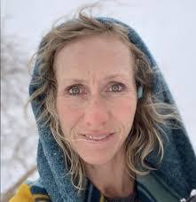 Dora Randall's Instagram, Twitter & Facebook