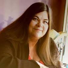 Lynn's Antiques & Jewelry