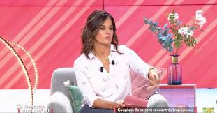Le jeune homme, qui partait du principe qu'il ne se marierait jamais. Faustine Bollaert Que Vaut Ca Commence Aujourd Hui Sa Nouvelle Emission Sur France 2 La Box Medias