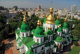 The city is a treasure trove of historical attractions and botanical parks as well as the chernobyl museum, great lavra bell tower and the caves monastery. Kyiv Points Of Interest Facts History Britannica
