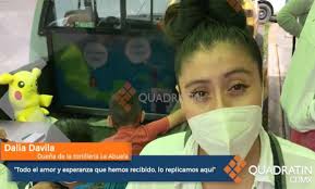 Camioneta se convierte en rinconcito de la esperanza en Ciudad de México