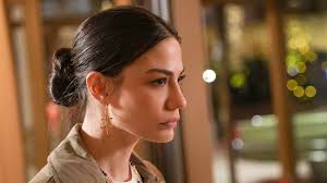 ⭐️ #ÇağatayUlusoy #demetözdemir #EşSan ⭐️ 👇 El primer episodio de  #EşrefRüya , protagonizado por Demet Özdemir y Çağatay Ulusoy, se emitirá  el miércoles 19 de marzo. La serie, que ha generado expectación