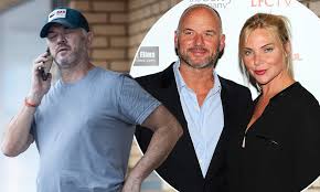 Samantha zoe womack (nee janus) is an english actress,singer and director, both on television and stage. Samantha Womack S Estranged Husband Mark Is Pictured Without His Wedding Ring After Secret Split Daily Mail Online