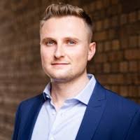 900+ "Weiskopf" profiles