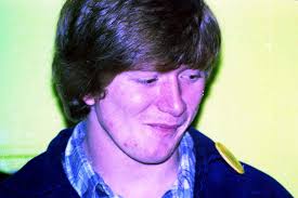 I hardly recognized anyone. I did recognize a few people though.