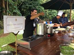 For her housewarming open house, jordan requested a bunch of fun things that could be ready in advance and then pulled out as. Ini Empat Menu Lebaran Yang Disajikan Saat Open House Jokowi