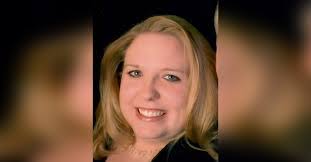 Paula Huff's Instagram, Twitter & Facebook