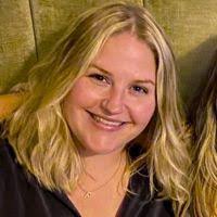 Heather Brenner's Instagram, Twitter & Facebook