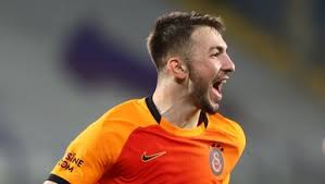 Türkiye millî futbol takımı, türkiye'yi uluslararası turnuva ve maçlarda temsîl eden futbol takımıdır. Db1rmvc2 Cjosm
