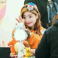 Pin By Dahyun On Tawaiiiiiiiiiiiiice Twice Dahyun Korean Idol Twice Kpop