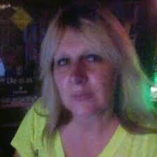 Stacy Edinger's Instagram, Twitter & Facebook