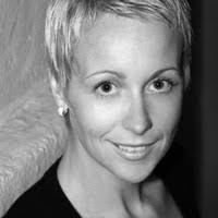 Sara Ramaker's Instagram, Twitter & Facebook