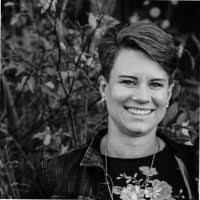 20+ "Vicky Blais" profiles