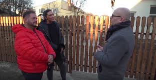Bangó margit az ingatlan.com oldalon hirdeti hatalmas házát. Ez Az Epulet Viseli Majd Bango Margit Nevet Nlc