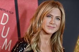 Jennifer aniston and her fiance justin theroux aren't worried about if they are going to have children or not like the media or fans. Jennifer Aniston Says The Idea Of Having Kids Is Frightening To Her Glamour