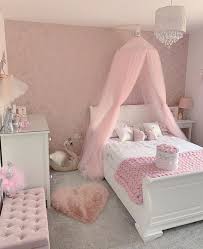 Visualizza altre idee su arredamento, design della camera da letto, camera da letto. 610 Idee Su Stanze Per Ragazze Stanza Ragazza Camerette Idee Per La Stanza Da Letto