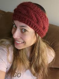 Free cabled headband pattern