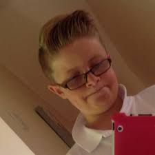 Owen Richards (@Owenrich_090)