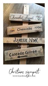Christmas Signpost Panneau Indicateur Pour Le Pere Noel Avec Images Panneau Indicateur Images Joyeux Noel Noel