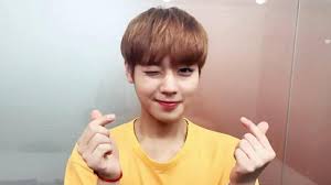 Link các video bài nhảy mà park ji hoon (박지훈) thể hiện: Wanna One S Park Ji Hoon Shares Message Of Gratitude For Fans Soompi