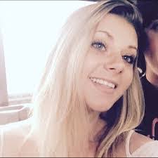 Amber Burnham's Instagram, Twitter & Facebook