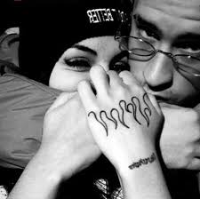 Resultado de imagen para cazzu y bad bunny