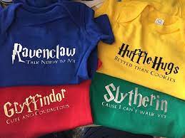 Set Of 4 Harry Potter Onesies Hogwarts House Collection Harry Potter Onesie Harry Potter Houses Harry Potter Birthday