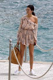 Maybe you would like to learn more about one of these? 10 Celeb Approved Ways To Slay In Jumpsuits This Summer Kendall Jenner Street Style Kendall Jenner Style Kendall Style