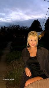 With The Wolves Around You Darling Mali Koa Via Instagram In 2020 Mali Koa People Fall In Love