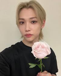 Today May14 is Rose Day in Korea 🌹 Rose Day is about tenderness, romance  and warmth.... and Felix with bouquets of these delicate flowers embodies  that so beautifully ~ just look at