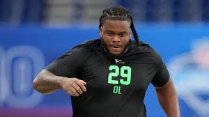 Steelers' shocking draft pick already has fans asking tough questions