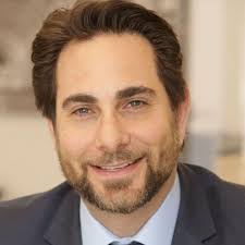 Ken Epstein's Instagram, Twitter & Facebook