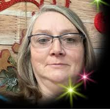 This state park in Eastern Iowa features 13 caves that are free and open to  the public to explore: https://iowaroadtrip.net/02hq