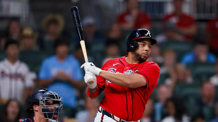 Atlanta Braves' Dominic Smith plays left for first time in more than 4 years