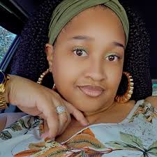 Told my sister a secret and said, "Don't tell Mom." She told Mom, then told  her not to tell me. Now Mom called me and told me she knows, but not to