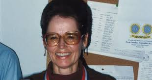 Lois Sandlin Hartwig