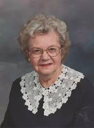 Lee Hundley's Instagram, Twitter & Facebook