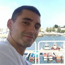 Javier Aparicio's Instagram, Twitter & Facebook