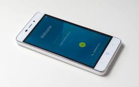 Das ZTE Blade A452 im Test, das Akku ...