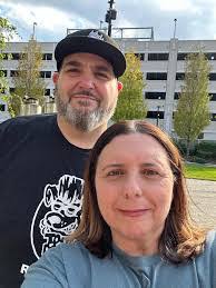 Amy Gates's Instagram, Twitter & Facebook