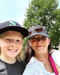 Kristin Kipp's Instagram, Twitter & Facebook