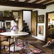 And here's a really homey, modern living room that will make any family feel not only welcome but also stylish too. Contemporary Country Dining Rooms