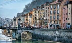 Bu işletme için foursquare profili ve daha fazlasını gör. Brocante Saint Laurent Au Brocante Saint Laurent Grenoble Decembre 2018