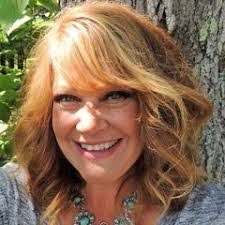 Kelli Poe's Instagram, Twitter & Facebook