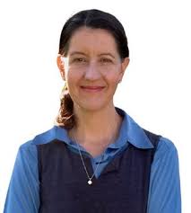 Lyse Comins: Experienced Photographer And Journalist in Durban