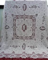 Copriletto In Lino Anni 20 Del 900 Intaglio E Pizzo A Tombolo Disegni Da Ricamo A Mano Ricamo Antico Ricamo Lenzuolino
