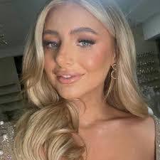 Latasha Mays's Instagram, Twitter & Facebook