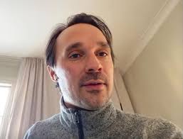 Cannavist Issue 10 B2B by vapouround-magazine