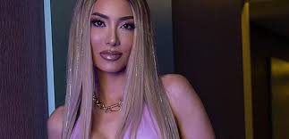 Elena Correa vuelve al ruedo con nueva canción (y video) dedicada a sus  'haters'